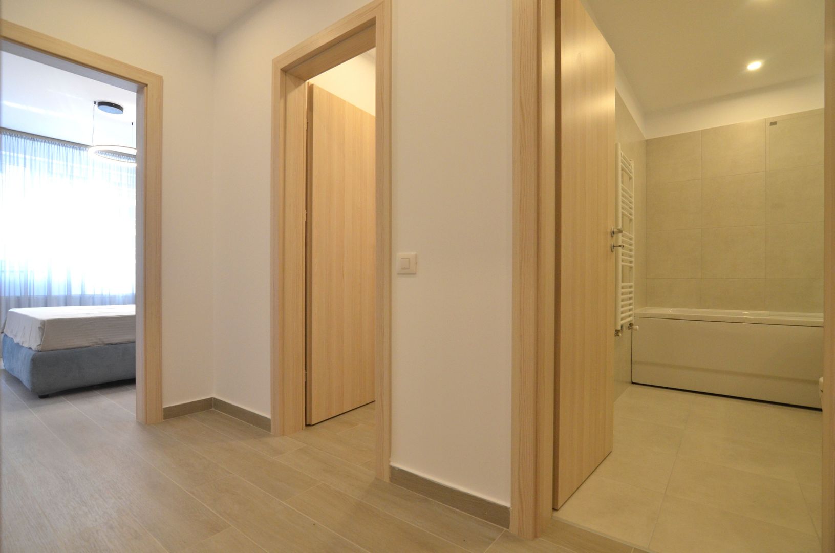 Inchiriere 2 camere cu parcare subterana URBAN PLAZA - Poză 23