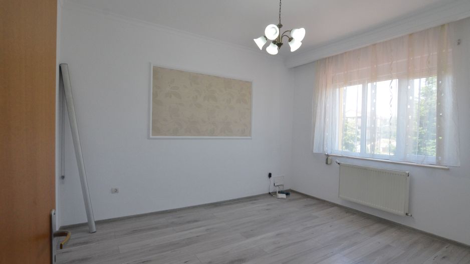 Inchiriem Vila individuala 6 camere cu panouri solare zona Pipera - Poză 15