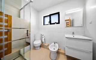 Duplex premium 136 mp utili cu gradina proprie si 2 parcari in Europa - Poză 8