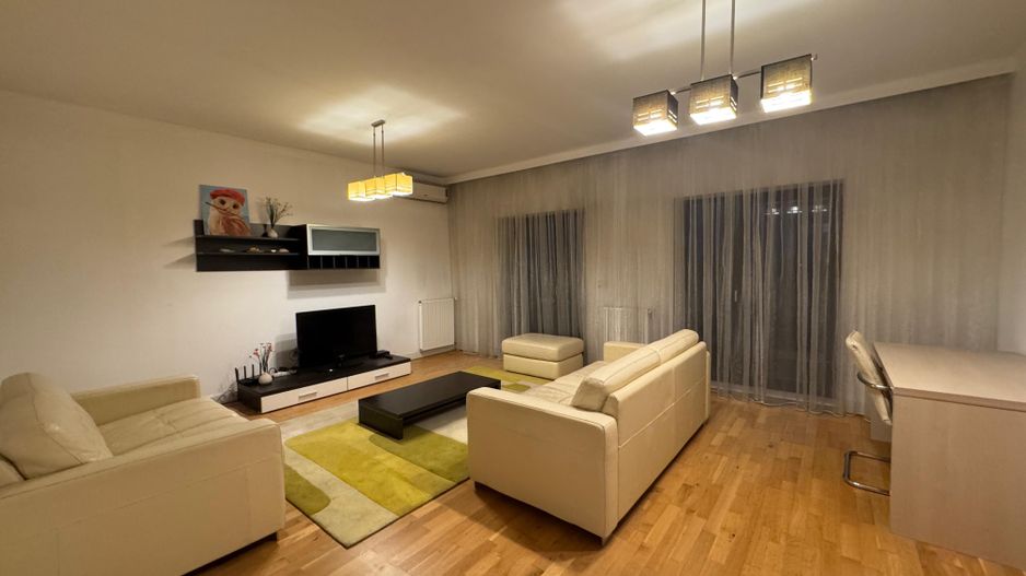 3 CAMERE| VEDERE PANORAMICA| BOXA si LOC DE PARCARE - Poză 1
