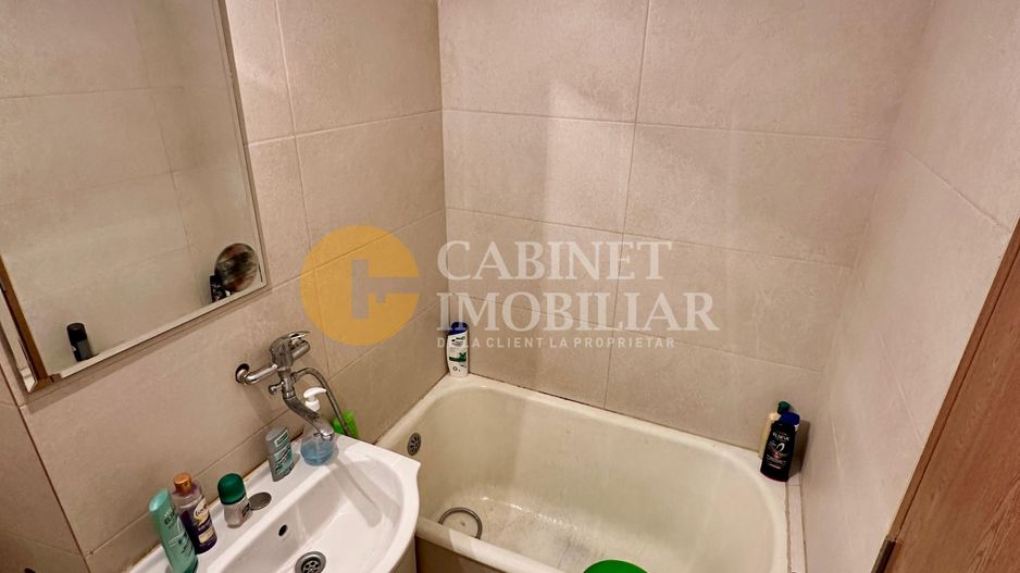 Apartament cu 2 Camere -  Etaj 1 - Zona Alexandru cel Bun - Poză 8