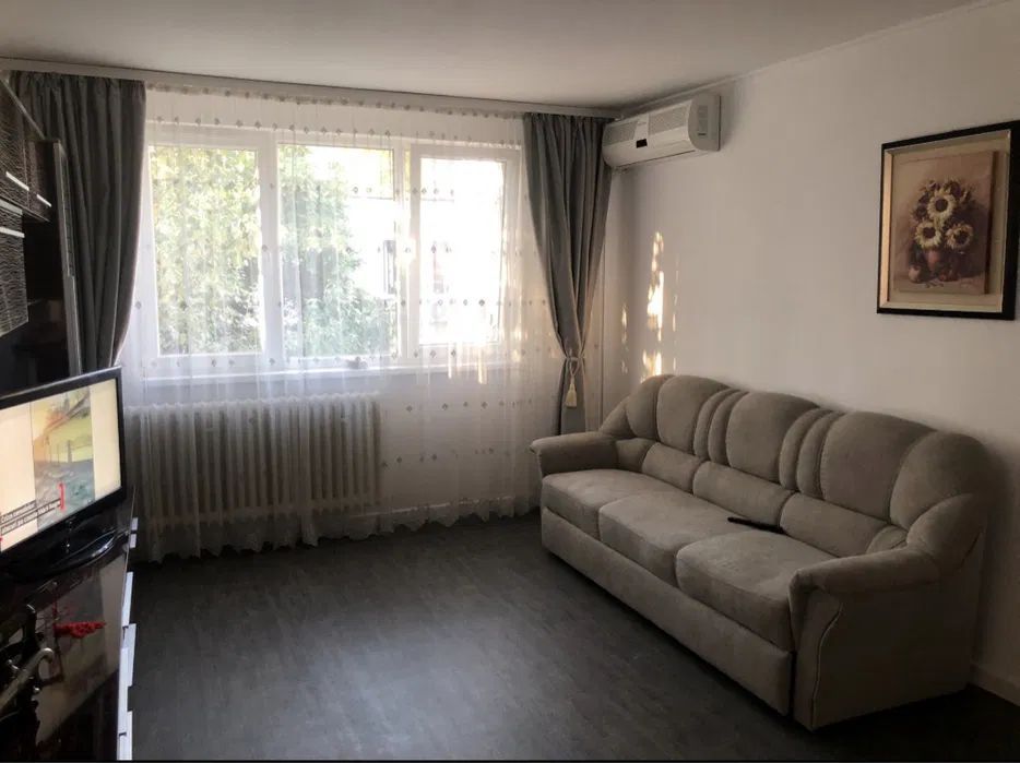 Apartament cozy, 3 camere, Raul Doamnei - Poză 2