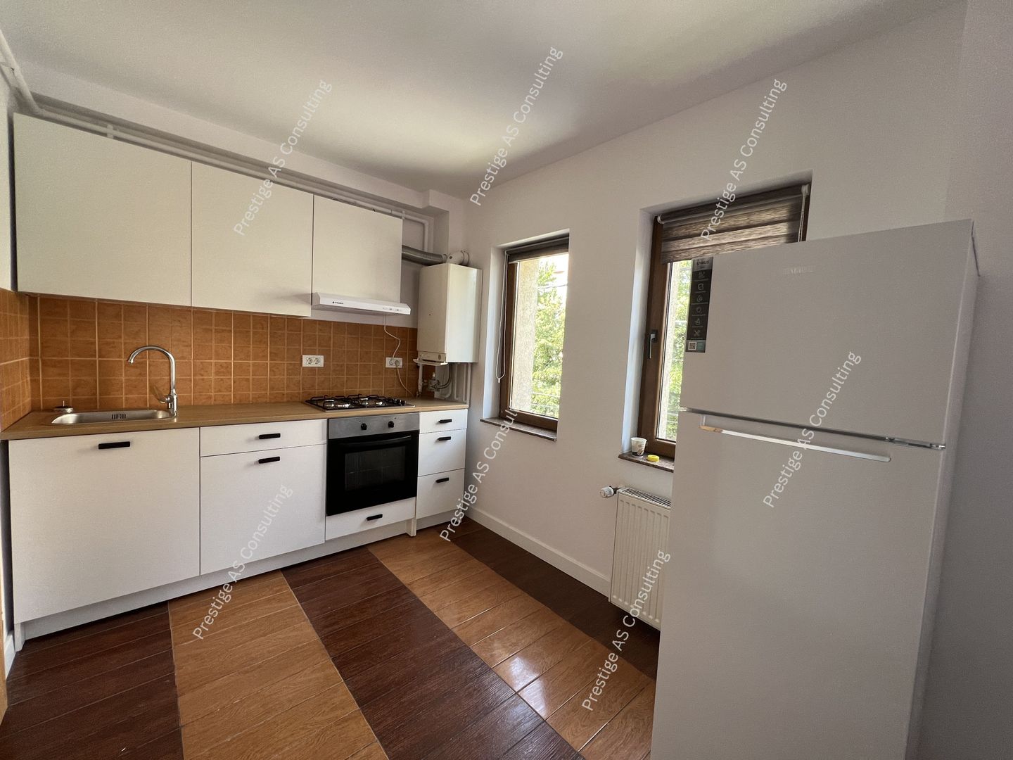 Apartament 3 Camere Etaj 1 | Parcare Subterana | Girocului - Poză 2