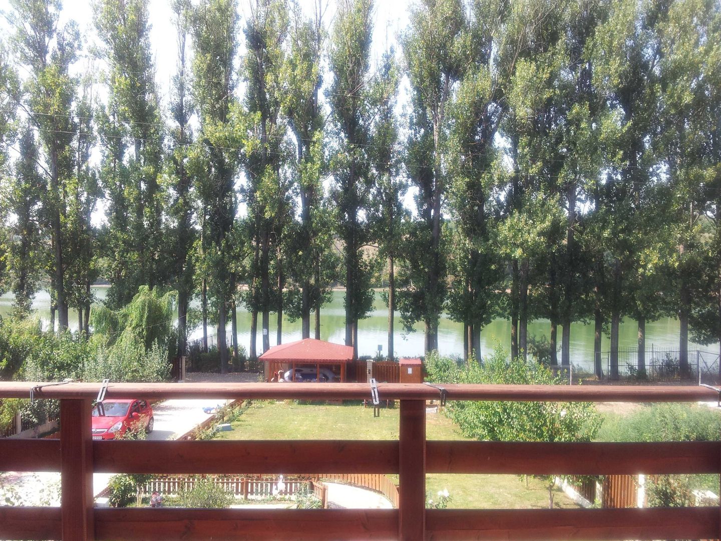 Vand/Inchiriez Casa 460mp+teren 1090mp Lac Ezareni - 1250euro/mp - Poză 3