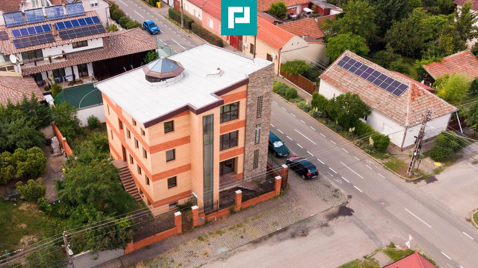Clădire comercială în zona Grădiște - Poză 36