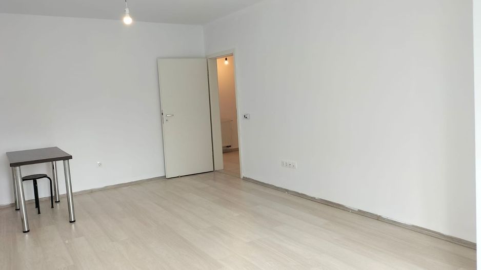 Vindem apartament 3 camere complet renovat cu vedere pe 2 parti - Poză 5