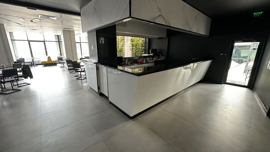 Clădire de inchiriat clinica / birouri - Poză 3