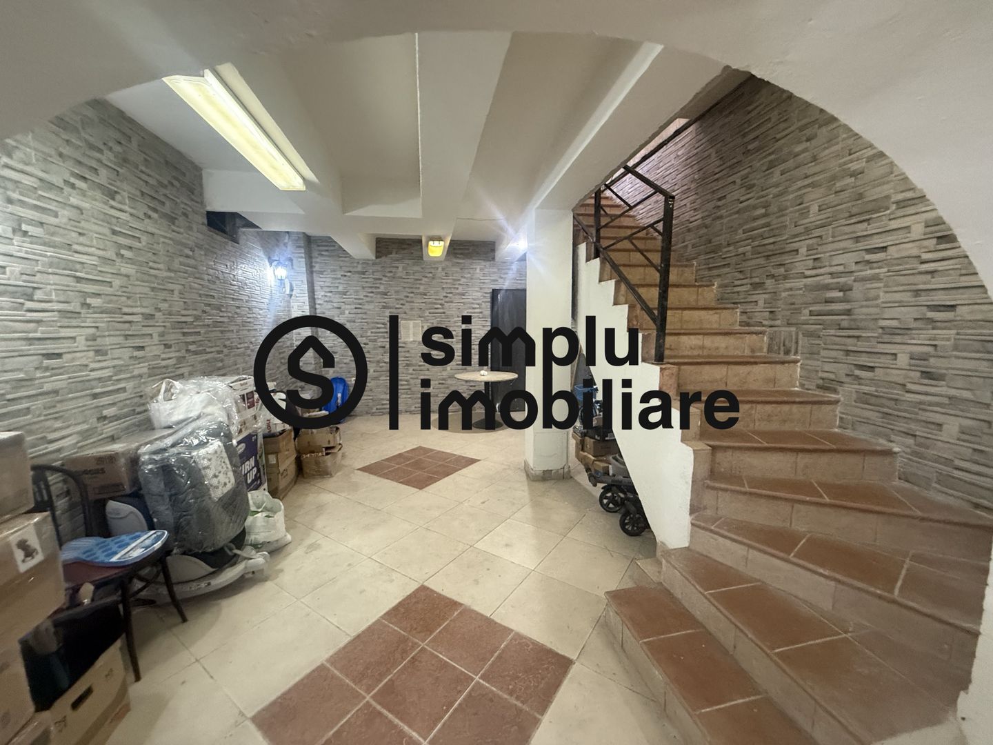 Spatiu comercial ultracentral, zona Mercur - Poză 2