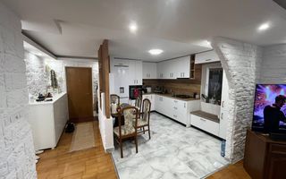 De vânzare apartament 3 camere – zona Stejari - Poză 3