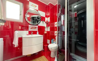 Vilă elegantă în Sinaia pe Calea Prahovei - Poză 11