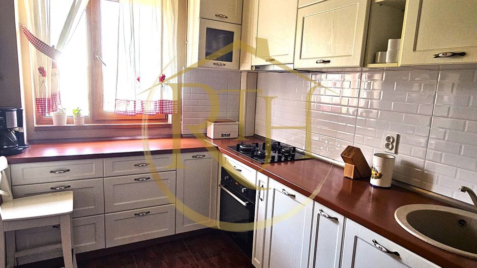 Oferim spre închiriere apartament cu 3 camre în zona cenrală - Nokia - Poză 11