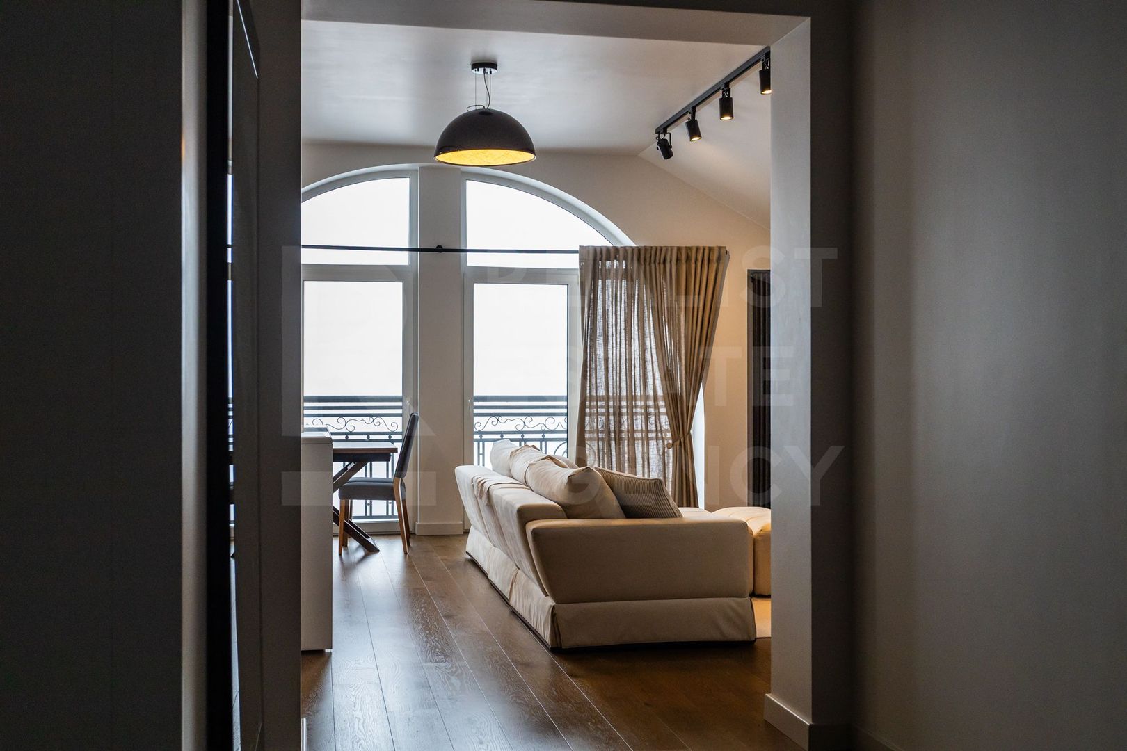 Chirie, apartament 3 camere, strada Alexandru Bernardazzi, Centru - Poză 7