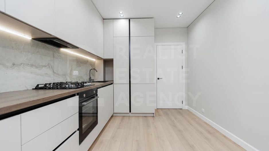 Vânzare, apartament, 4 camere, strada Ion Buzdugan, Buiucani - Poză 9
