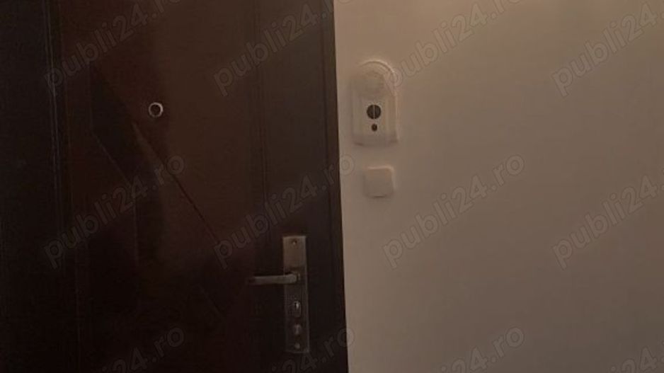 Apartament 2 camere, stradal, Micro 40,et 3, - Poză 4