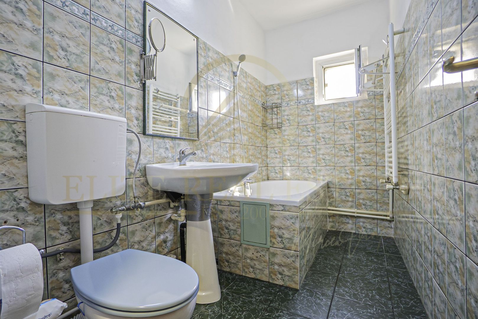 Apartament spațios cu 4 camere | 2 băi | 2 balcoane | Inel 2 - Poză 12
