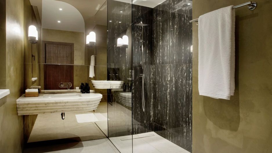 Full Service Apartment | 2 Bedrooms | Parking | Concierge - Poză 8