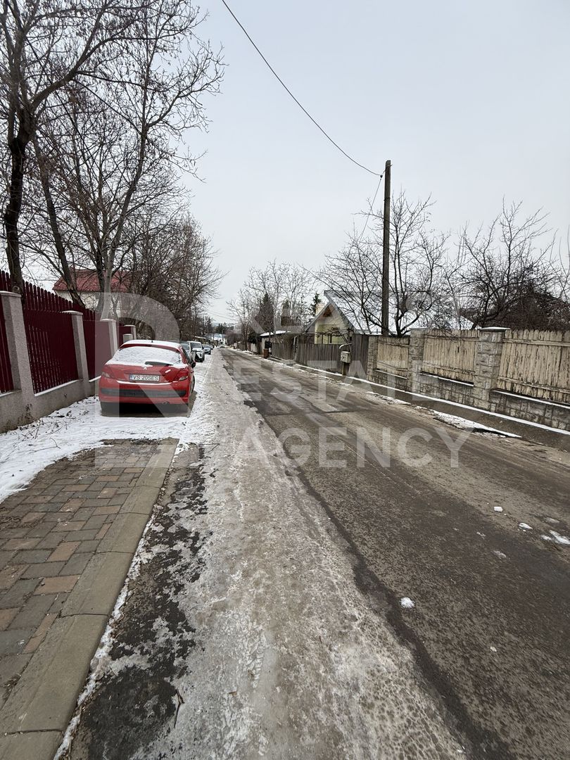 Teren de vânzare 1.500 mp, toate utilitățile, Bucium, Iași - Poză 3