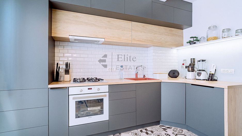 Penthouse de lux 530 mp ultracentral in Oradea - Poză 17