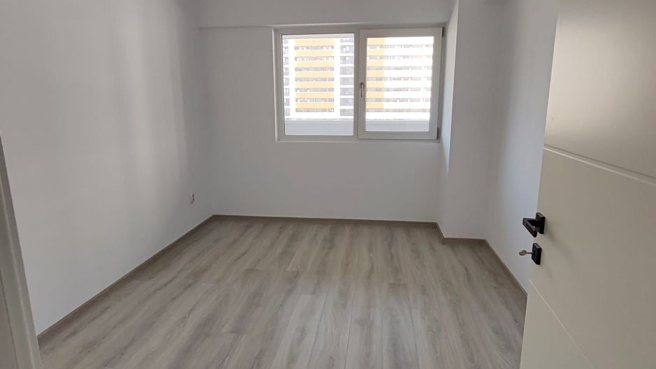 Apartament 3 camere 88 mp Copou 148600 euro - Poză 3