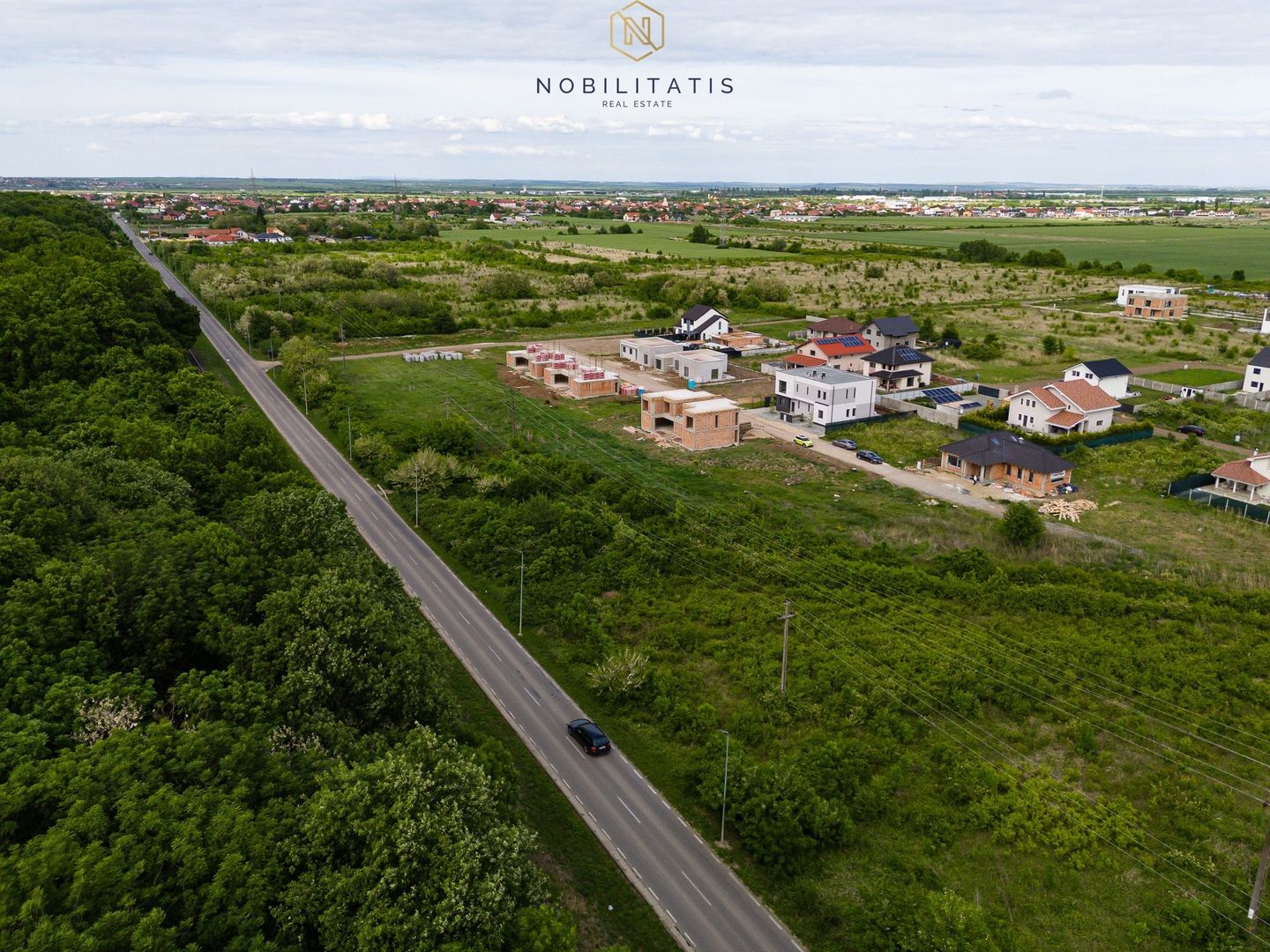 Duplex de vanzare la liziera padurii - 130 mp, 4 bai & 4 dormitoare - Poză 11