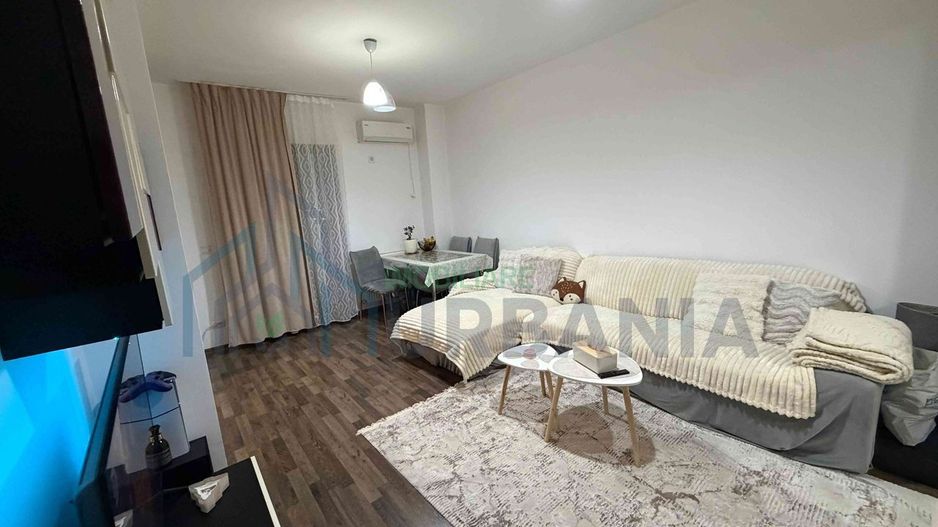Inchiriez apartament. 2 camere River Towers - Poză 2