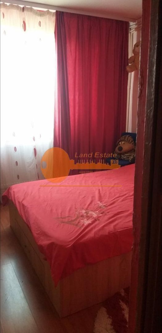 Apartament 2 Camere Centrala Propie Metrou Raul Doamnei - Poză 2