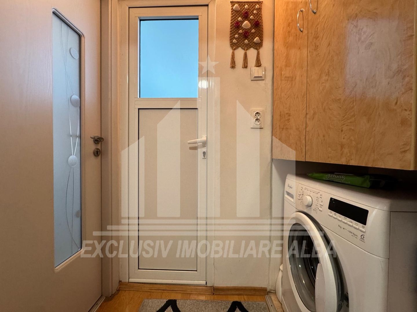 Apartament cu 2 camere decomandate, Cetate - Poză 6