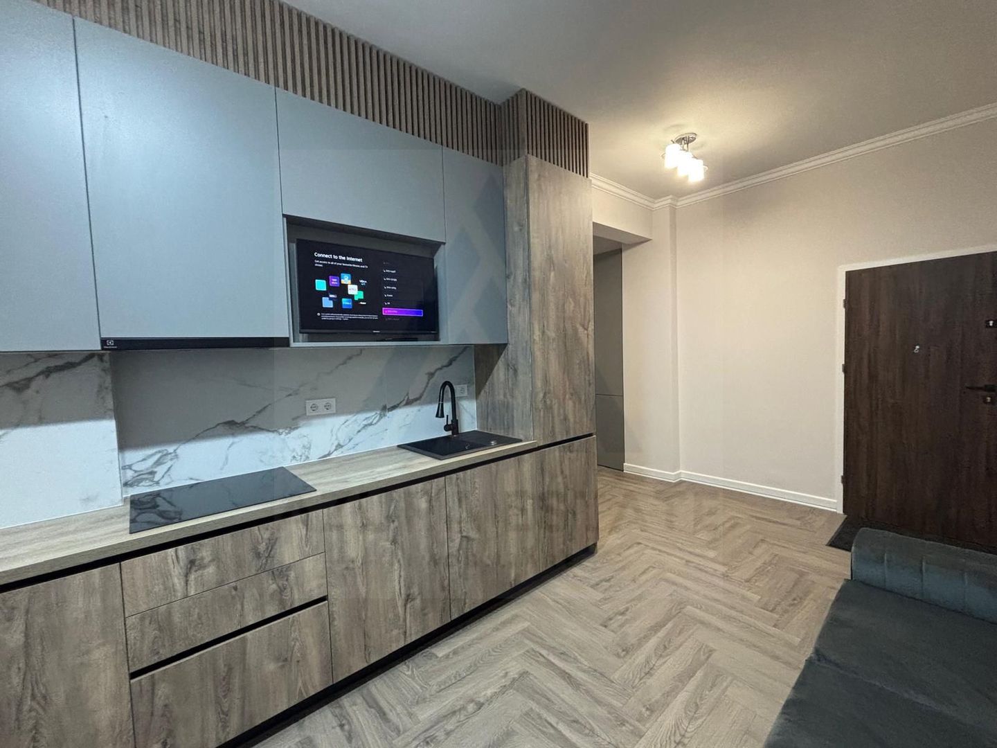 Apartament premium 3 camere prima închiriere balcon 9 mp C. Cisnadiei - Poză 3
