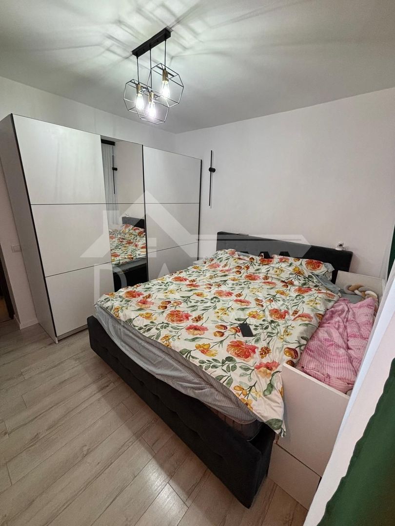 Apartament 3 camere complet renovat - Poză 8