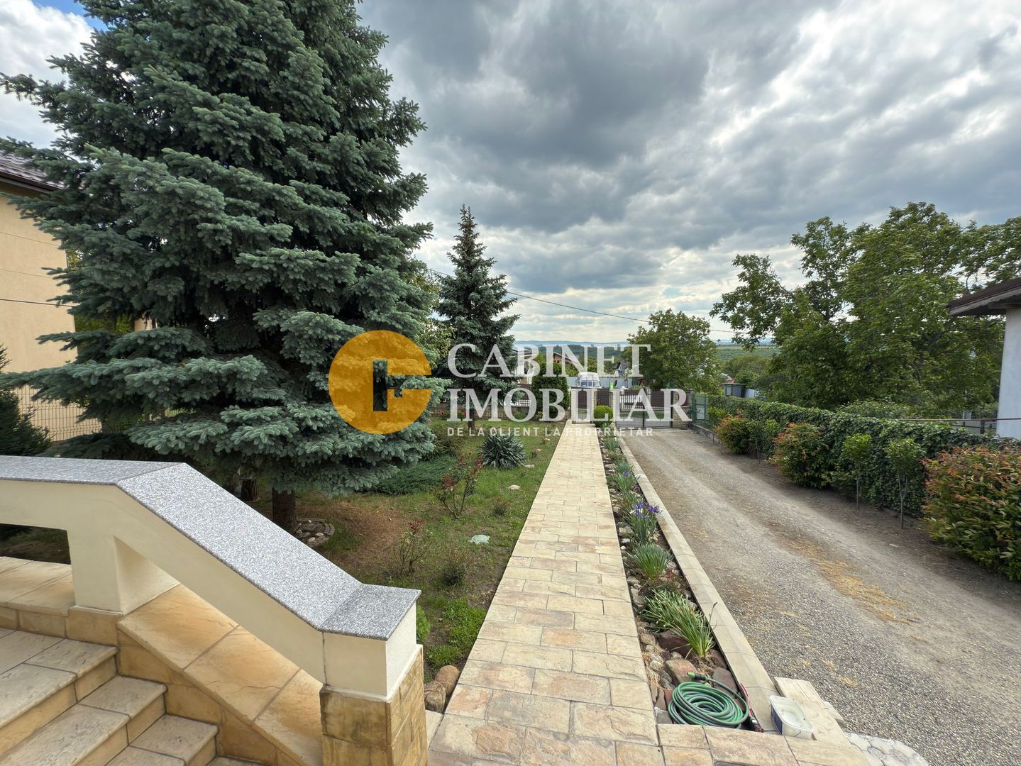 Proprietate deosebită în Aroneanu – 2 case pe teren generos de 1209 mp - Poză 12