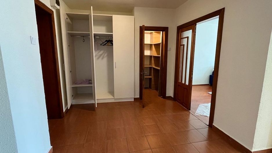 Apartament 2 camere -3 balcoane- Rond Alba Iulia - Bulevardul Unirii - Poză 4