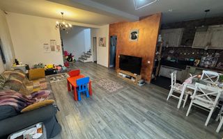 Vila 23 august 4 camere,  teren 230m2 - Poză 5