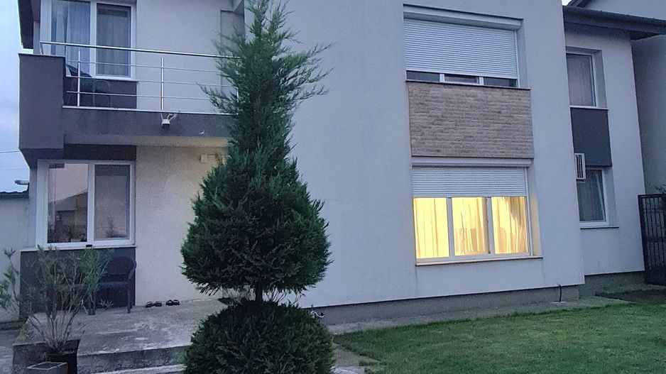 Casa cu etaj de vânzare în Sântandrei 131 mp util - Poză 15