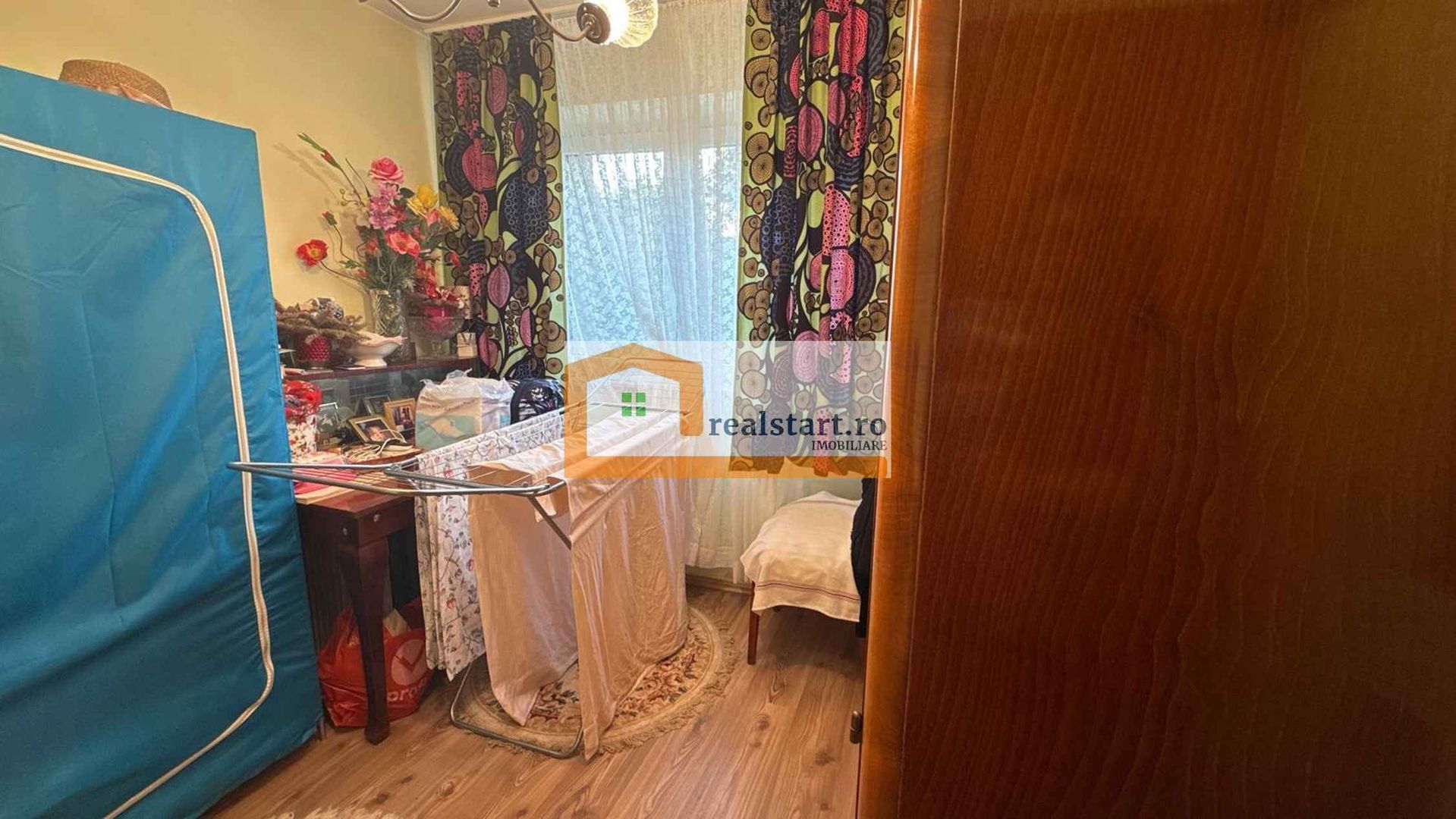 Bloc anvelopat, Romancierilor, toate instalatiile noi, 2 lifturi - Poză 21