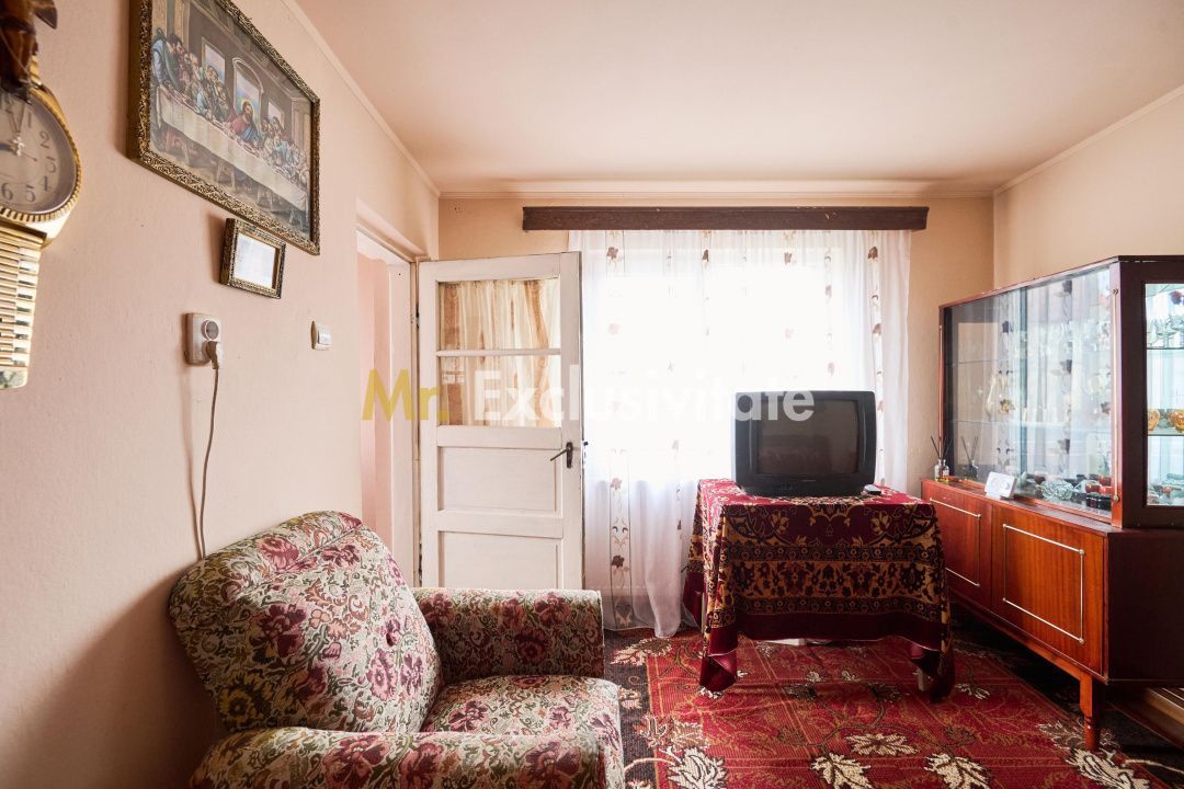 Casa individuala  Leresti la strada principala+ teren 831 mp, utilitati complete - Poză 8