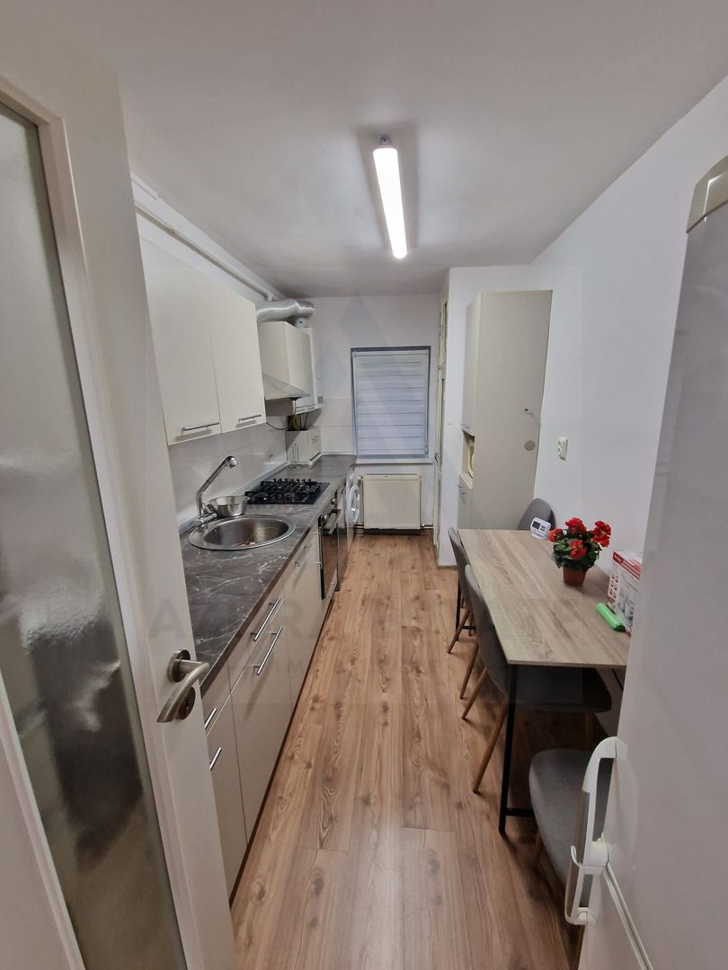 Apartament 3 camere 2 bai 66mp + pivnita Terezian - Poză 13