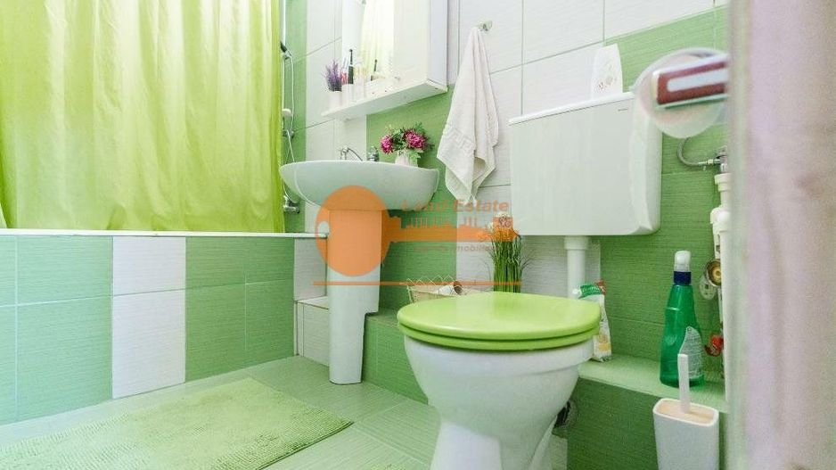 4 camere la 300m de Metrou Crangasi - Poză 10