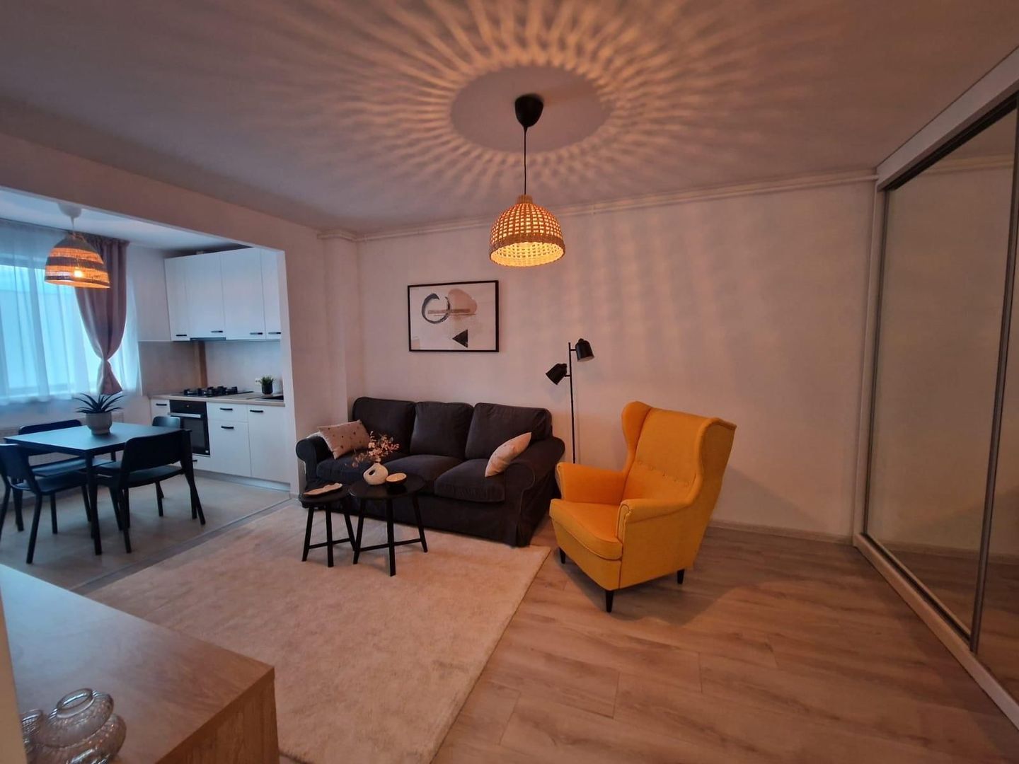 AP. 2 CAMERE HILS PALLADY, LOC PARCARE, BLOC NOU, METROU 3 MINUTE - Poză 1