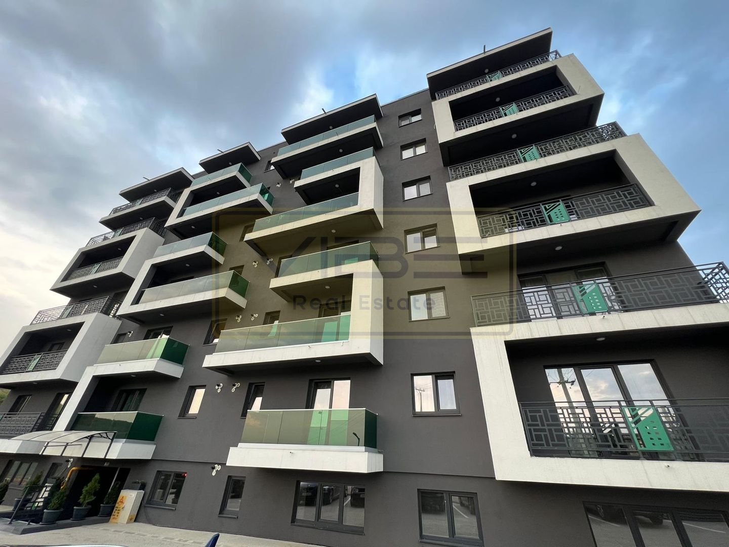 Apartament premium + parcare Bucium -  Mega Image - Poză 24