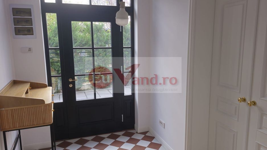 Casa moderna renovata de inchiriat - Strada Traian, Galati - Poză 6