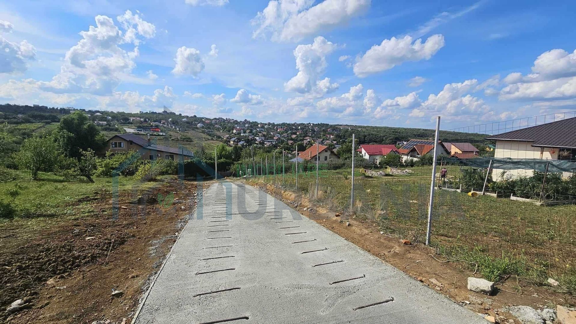 Teren intravilan de vanzare, Bucium Barnova, Pietraria, 1170 mp - Poză 2