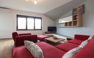 Apartament 3 camere incantator, in Grigorescu! - Poză 1