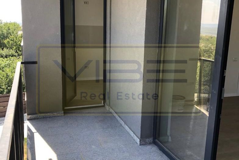 Apartament NOU 3 camere 2 bai, parcare privata zona  Copou - Poză 10