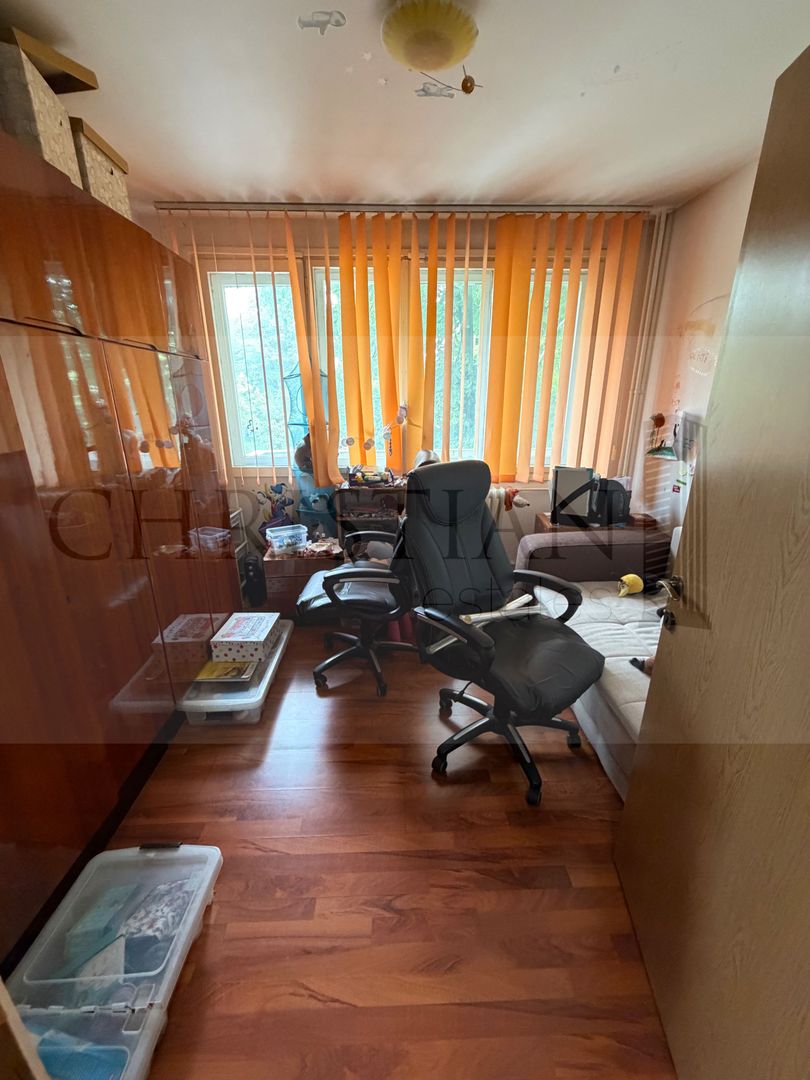 Apartament 4 camere 87 mp - Imobil 1965 - Etaj 1/4 - Poză 14