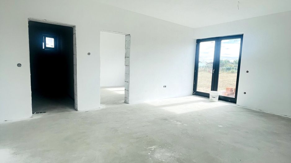 Casă Parter Semifinisată – Oșorhei, utilități complete, teren 515 mp - Poză 10
