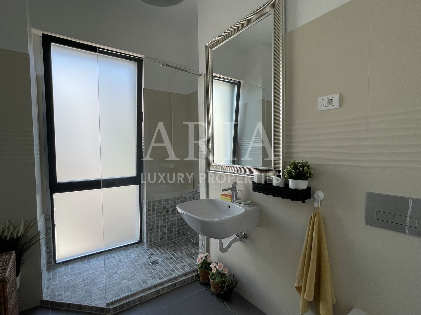 IANCU 75 - 3 CAMERE - NOU LUX - GARAJ - Poză 15