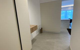 Apartament de 3 camere, lux, parcare, 75mp, zona Centrala - Poză 8