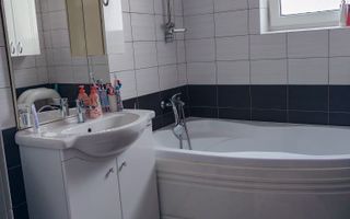 Apartament cu 2 camere, 58 mp + balcon generos – Florești. - Poză 6