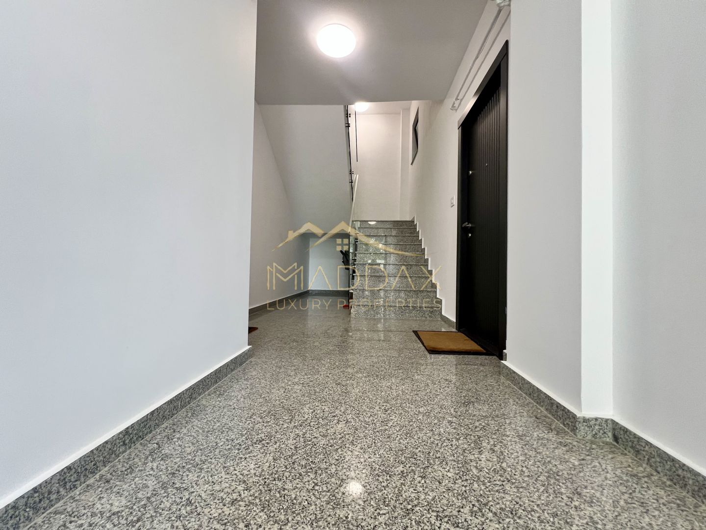 Apartament *3 Camere  // Baneasa - Sector 1 - Poză 17