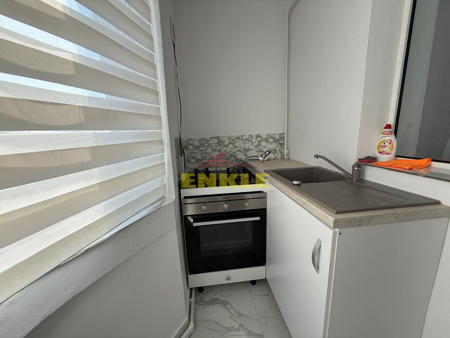De inchiriat  apartament cu 2 camere decomandat, Ultracentral. - Poză 5